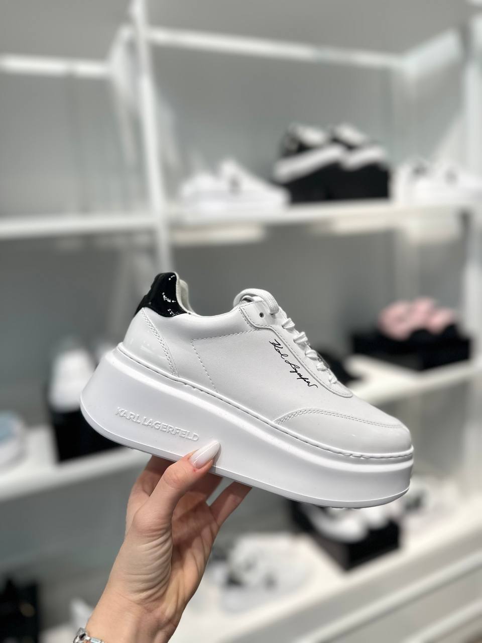Karl Lagerfeld kedai 37 dydis